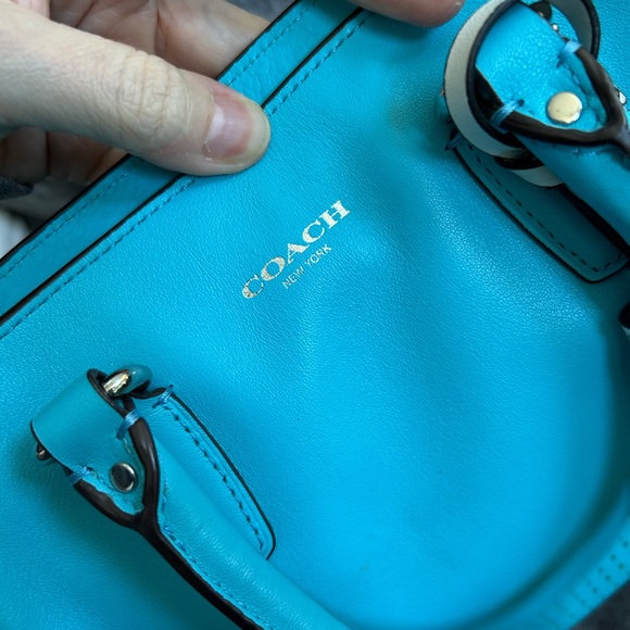 COACH Legacy Tanner perforated bright blue bag - Picture 5 of 11